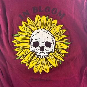 Last Call Co Mens Medium Maroon In Bloom Sunflower Skull Long Sleeve T-Shirt